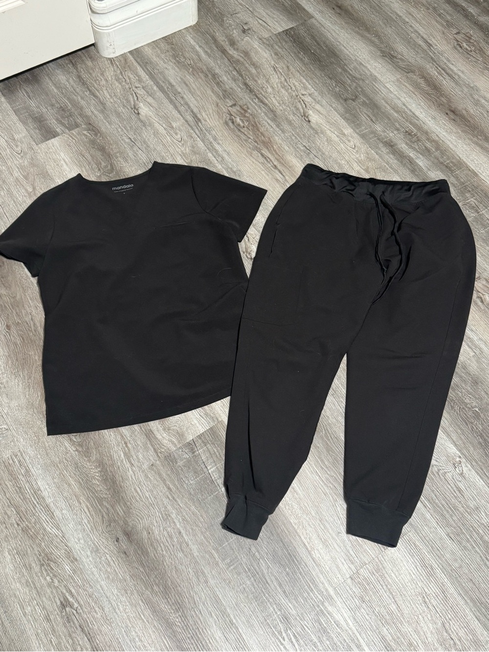 Mandala Black Women's Scrub Set - One Pocket Top & Joggers Small top/MP bottoms